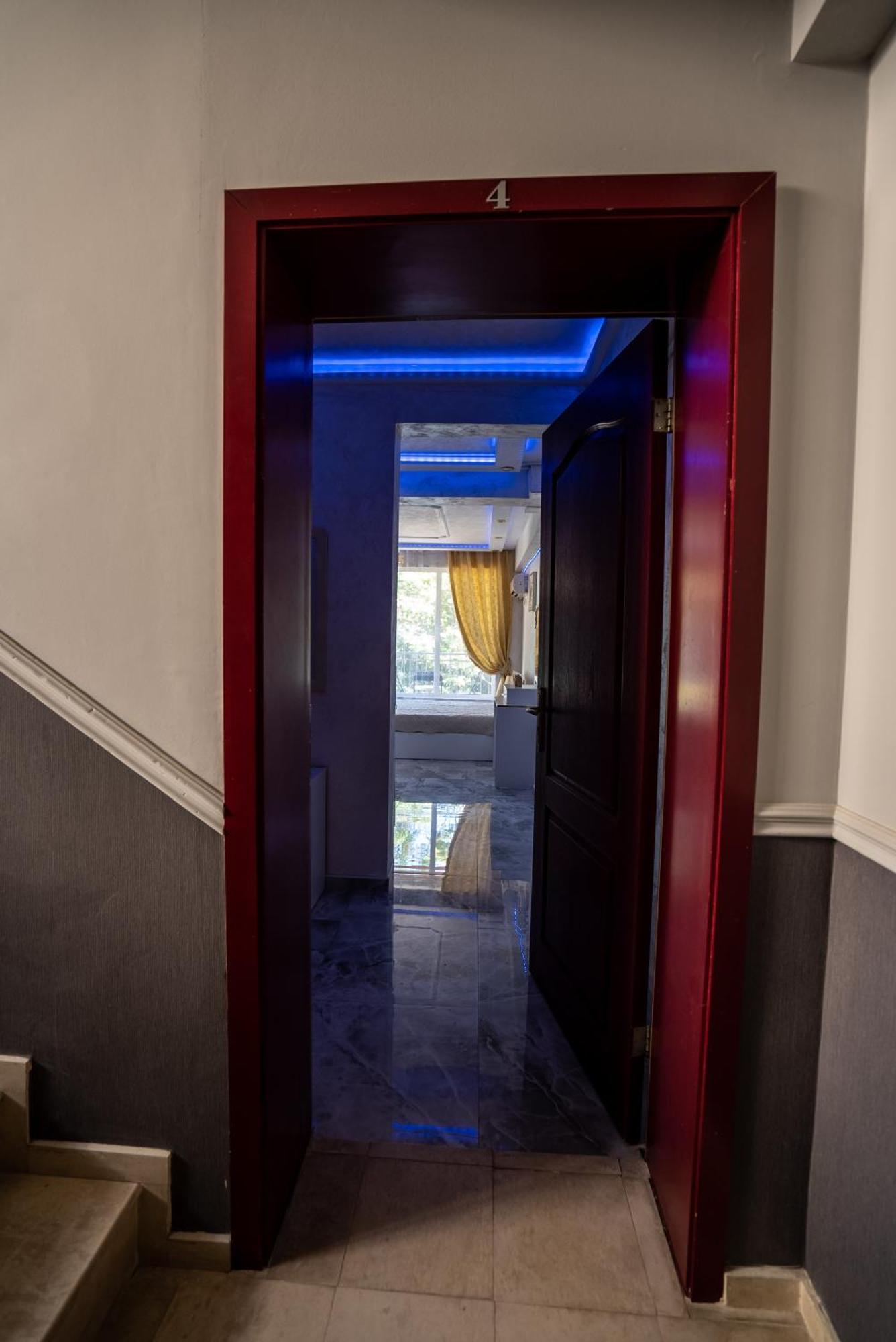 Ar Luxury Apartments 라브다 외부 사진