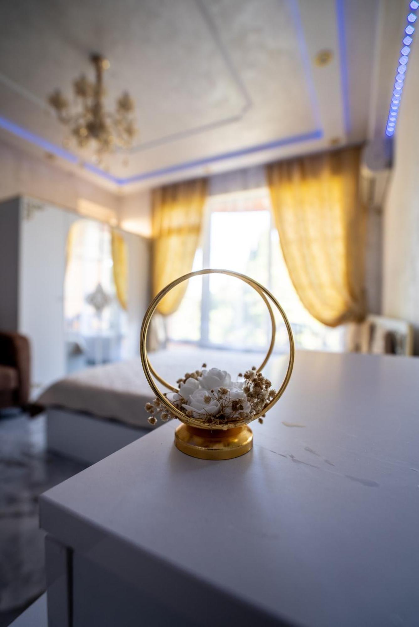 Ar Luxury Apartments 라브다 외부 사진
